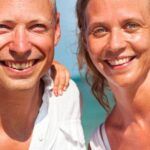 beach-family-vacation-parent-children-relaxation-PY222NF-ongb8zi3lycxkwdzfi6916892u751yvi01bgefnlq0